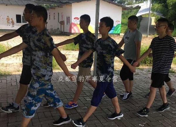 军姿训练