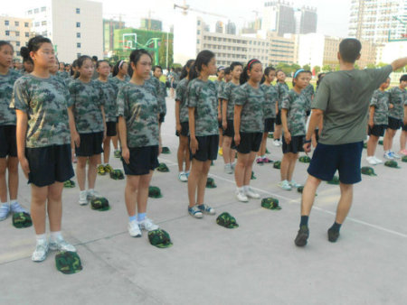 女子兵团